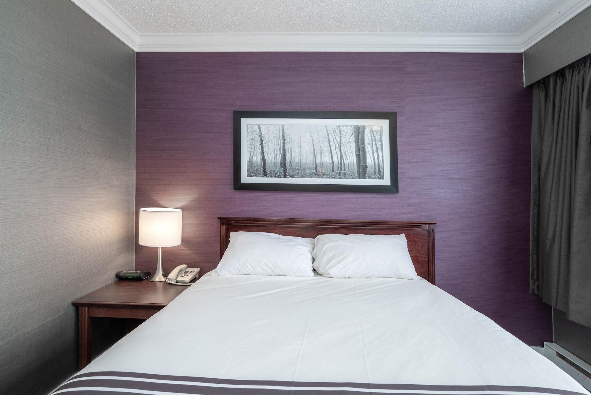Sandman Hotel & Suites וויליאמס לייק מראה חיצוני תמונה